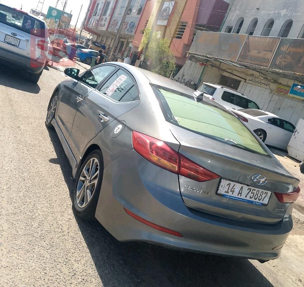 هیوندای ئەلەنترا